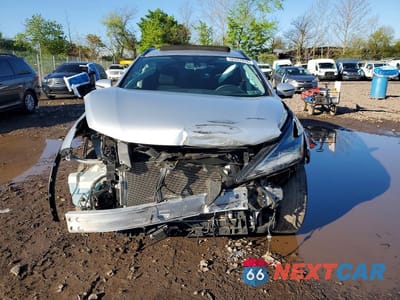 Piąte zdjęcie samochodu w środku: 2019 NISSAN MURANO SV VIN:5N1AZ2MJ0KN162415 - miniatura