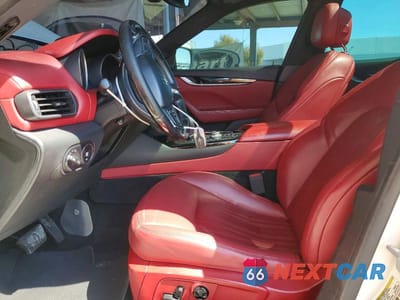 Zdjęcie 7 z 12 samochodu: 2018 MASERATI LEVANTE VIN:ZN661XUA7JX293681 - miniatura