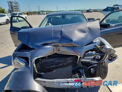 Zdjęcie 11 z 13 samochodu: 2023 CHRYSLER 300 TOURING VIN:2C3CCAAG0PH678778 - miniatura