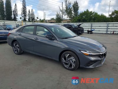 Czwarte zdjęcie samochodu z boku: 2025 HYUNDAI ELANTRA HYBRID SEL SPORT VIN:KMHLM4DJ5SU126180 - miniatura