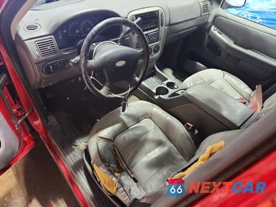 Zdjęcie 8 z 13 samochodu: 2005 FORD EXPLORER XLT VIN:1FMZU63K55UA56250 - miniatura