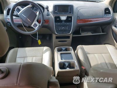 Zdjęcie 8 z 13 samochodu: 2015 CHRYSLER TOWN & COUNTRY TOURING VIN:2C4RC1BG0FR627116 - miniatura