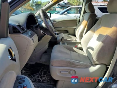 Zdjęcie 7 z 13 samochodu: 2005 HONDA ODYSSEY EX VIN:5FNRL38405B407770 - miniatura