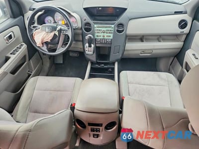 Zdjęcie 8 z 12 samochodu: 2011 HONDA PILOT EX VIN:5FNYF3H42BB043785 - miniatura