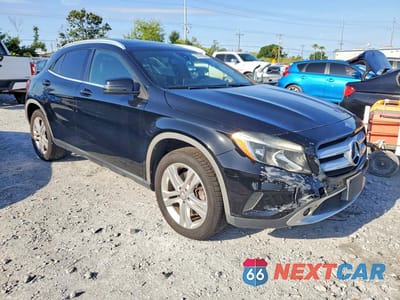Czwarte zdjęcie samochodu z boku: 2016 MERCEDES-BENZ GLA 250 VIN:WDCTG4EB3GJ225831 - miniatura