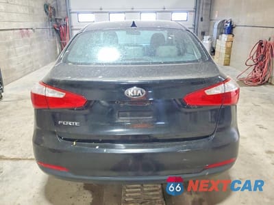 Zdjęcie 6 z 12 samochodu: 2016 KIA FORTE LX VIN:KNAFK4A6XG5539556 - miniatura
