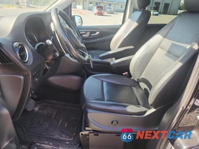 Zdjęcie 7 z 13 samochodu: 2021 MERCEDES-BENZ METRIS VIN:W1WV0FEY5M3842817 - miniatura