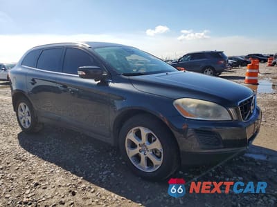 Czwarte zdjęcie samochodu z boku: 2013 VOLVO XC60 3.2 VIN:YV4952DL2D2382063 - miniatura