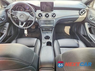 Zdjęcie 8 z 12 samochodu: 2020 MERCEDES-BENZ GLA 250 4MATIC VIN:WDCTG4GB2LU024590 - miniatura