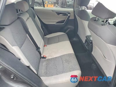 Zdjęcie 11 z 13 samochodu: 2020 TOYOTA RAV4 XLE VIN:2T3P1RFV0LW104278 - miniatura