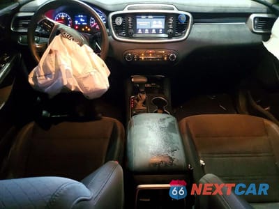Zdjęcie 8 z 14 samochodu: 2020 KIA SORENTO S VIN:5XYPG4A56LG615887 - miniatura