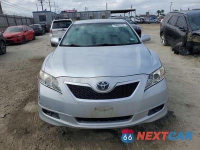 Piąte zdjęcie samochodu w środku: 2007 TOYOTA CAMRY SE V6 VIN:4T1BK46K77U535330 - miniatura
