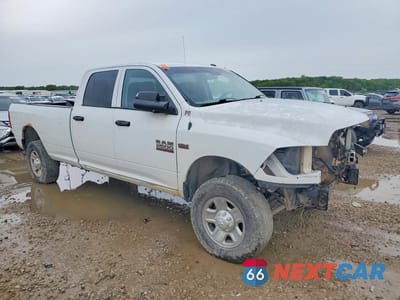 Czwarte zdjęcie samochodu z boku: 2014 RAM 2500 TRADESMAN VIN:3C6UR5HJ1EG253825 - miniatura