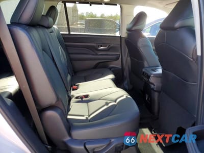 Zdjęcie 11 z 13 samochodu: 2026 TOYOTA GRAND HIGHLANDER HYBRID XLE VIN:5TDACAB57TS096091 - miniatura