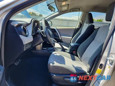 Zdjęcie 7 z 14 samochodu: 2013 TOYOTA RAV4 LE VIN:JTMBFREV9D5023690 - miniatura