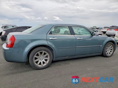 Trzecie zdjęcie samochodu z tyłu: 2006 CHRYSLER 300C VIN:2C3KA63H56H168381 - miniatura