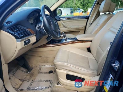 Zdjęcie 7 z 12 samochodu: 2011 BMW X5 XDRIVE35I VIN:5UXZV4C52BL740379 - miniatura