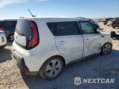 Trzecie zdjęcie samochodu z tyłu: 2016 KIA SOUL BASE VIN:KNDJN2A25G7389091 - miniatura