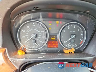 Zdjęcie 9 z 12 samochodu: 2011 BMW 328 XI SULEV VIN:WBAPK5C50BA662586 - miniatura
