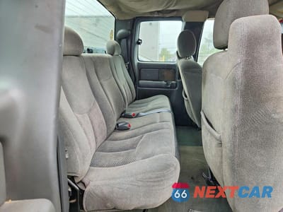 Zdjęcie 10 z 12 samochodu: 2004 CHEVROLET SILVERADO K1500 VIN:2GCEK19T541158167 - miniatura