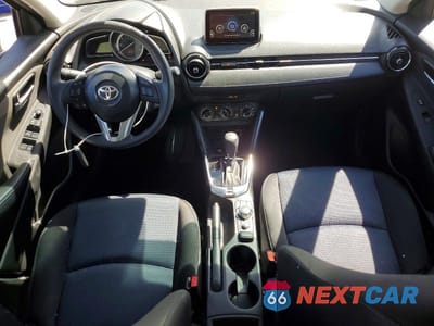 Zdjęcie 8 z 12 samochodu: 2017 TOYOTA YARIS IA BASE VIN:3MYDLBYV5HY163492 - miniatura