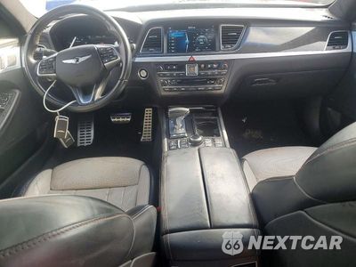Zdjęcie 8 z 12 samochodu: 2018 GENESIS G80 SPORT VIN:KMHGN4JB2JU245461 - miniatura