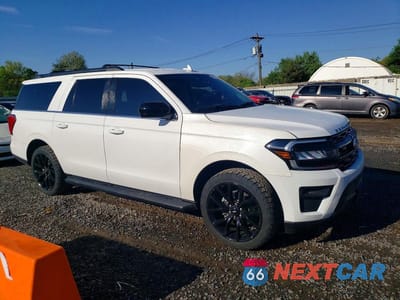 Czwarte zdjęcie samochodu z boku: 2024 FORD EXPEDITION MAX XL VIN:1FMJK1G81REA32810 - miniatura