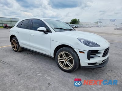 Czwarte zdjęcie samochodu z boku: 2019 PORSCHE MACAN VIN:WP1AA2A52KLB04819 - miniatura