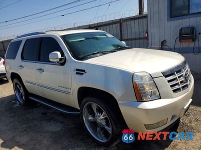 Czwarte zdjęcie samochodu z boku: 2007 CADILLAC ESCALADE LUXURY VIN:1GYFK63887R318134 - miniatura