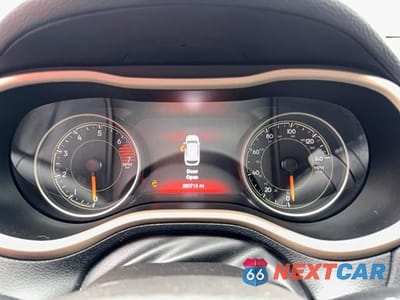 Zdjęcie 9 z 13 samochodu: 2018 JEEP CHEROKEE LIMITED VIN:1C4PJMDB7JD613869 - miniatura