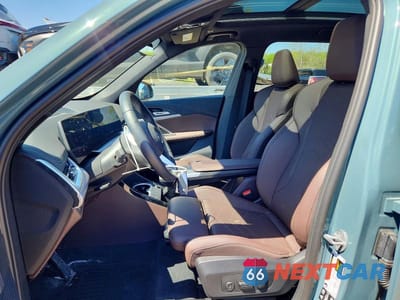 Zdjęcie 7 z 13 samochodu: 2025 BMW X1 XDRIVE28I VIN:WBX73EF07S5367657 - miniatura