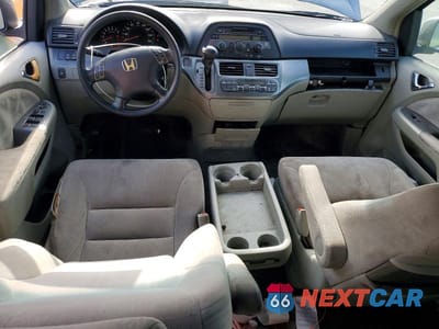 Zdjęcie 8 z 13 samochodu: 2005 HONDA ODYSSEY EX VIN:5FNRL38435B402336 - miniatura