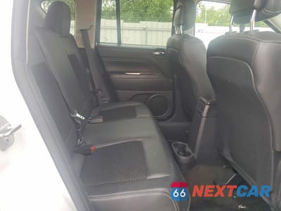 Zdjęcie 11 z 13 samochodu: 2014 JEEP COMPASS LATITUDE VIN:1C4NJDEB6ED817171 - miniatura