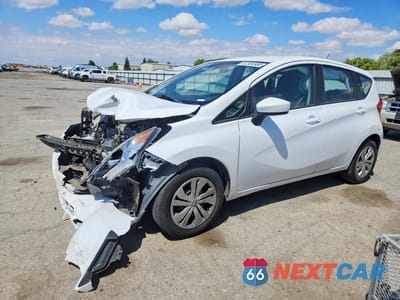 2018 NISSAN VERSA NOTE SV 3N1CE2CPXJL368390 - główne zdjęcie licytacji z USA - miniatura