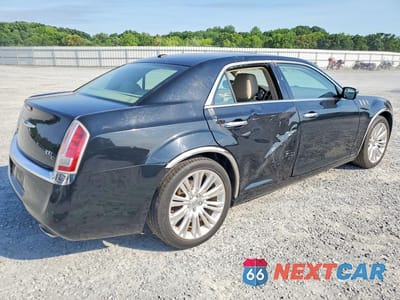 Trzecie zdjęcie samochodu z tyłu: 2013 CHRYSLER 300C VIN:2C3CCAEG6DH504459 - miniatura