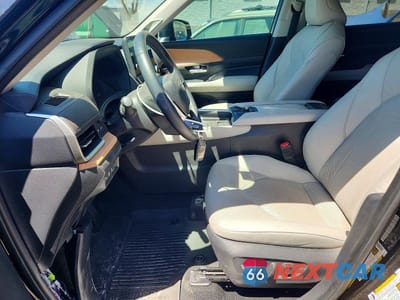 Zdjęcie 7 z 14 samochodu: 2025 TOYOTA GRAND HIGHLANDER HYBRID LIMITED VIN:5TDACAB57SS041736 - miniatura