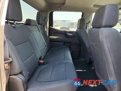 Zdjęcie 10 z 12 samochodu: 2021 CHEVROLET SILVERADO K1500 CUSTOM VIN:1GCPYBEKXMZ256869 - miniatura