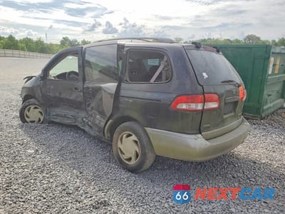 Drugie zdjęcie samochodu z przodu: 2002 TOYOTA SIENNA XLE VIN:4T3ZF13C42U477742 - miniatura