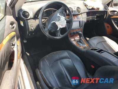 Zdjęcie 8 z 12 samochodu: 2006 MERCEDES-BENZ CLK 350 VIN:WDBTK56H46F192206 - miniatura