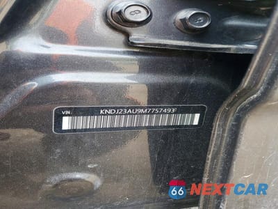 Zdjęcie 13 z 13 samochodu: 2021 KIA SOUL LX VIN:KNDJ23AU9M7757493 - miniatura