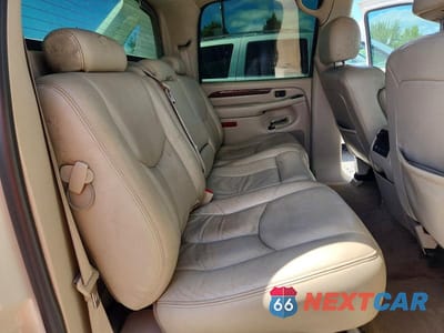 Zdjęcie 10 z 12 samochodu: 2005 CADILLAC ESCALADE EXT VIN:3GYEK62N55G136729 - miniatura