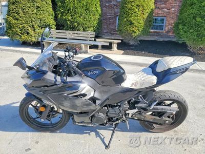Trzecie zdjęcie samochodu z tyłu: 2019 KAWASAKI EX400 VIN:JKAEXKH17KDA39493 - miniatura