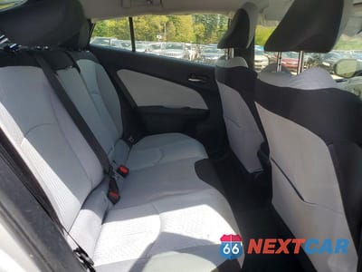 Zdjęcie 10 z 12 samochodu: 2016 TOYOTA PRIUS TWO VIN:JTDKBRFU1G3508486 - miniatura