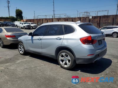 Drugie zdjęcie samochodu z przodu: 2015 BMW X1 SDRIVE28I VIN:WBAVM1C58FVW57077 - miniatura