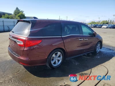 Trzecie zdjęcie samochodu z tyłu: 2018 HONDA ODYSSEY EXL VIN:5FNRL6H79JB013657 - miniatura