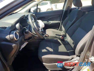 Zdjęcie 7 z 13 samochodu: 2021 NISSAN VERSA S VIN:3N1CN8DV0ML894158 - miniatura