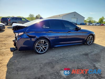 Trzecie zdjęcie samochodu z tyłu: 2017 BMW 540 XI VIN:WBAJE7C35HG888328 - miniatura