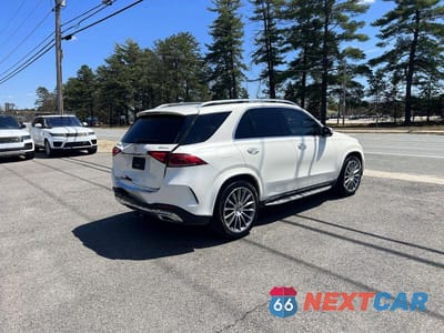 Czwarte zdjęcie samochodu z boku: 2022 MERCEDES-BENZ GLE 450 4MATIC VIN:4JGFB5KE7NA707149 - miniatura