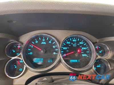Zdjęcie 9 z 12 samochodu: 2011 CHEVROLET SILVERADO K2500 HEAVY DUTY VIN:1GC1KVCG0BF240654 - miniatura
