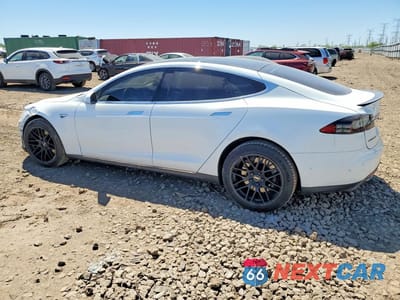 Drugie zdjęcie samochodu z przodu: 2015 TESLA MODEL S 70D VIN:5YJSA1S29FF084890 - miniatura